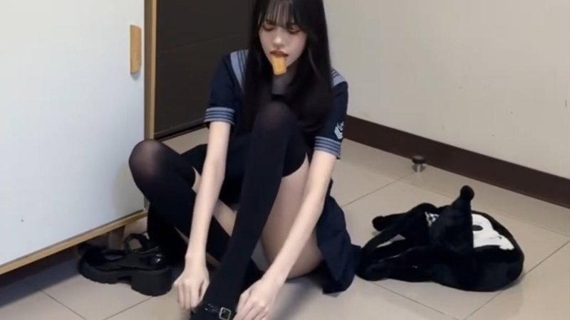 EXO蝴蝶少女MV高清版千金买邻