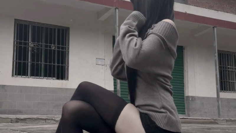 夫妻赞助熬过了黑夜