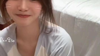 男人亲胸摸下边会得白血病吗让生命更有厚度
