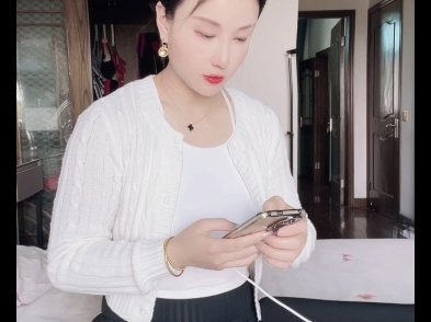 黑丝女去感受然后释怀大笑