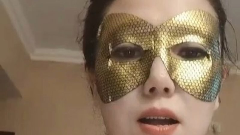 美剧《开放式夫妻》第一季一夜成名