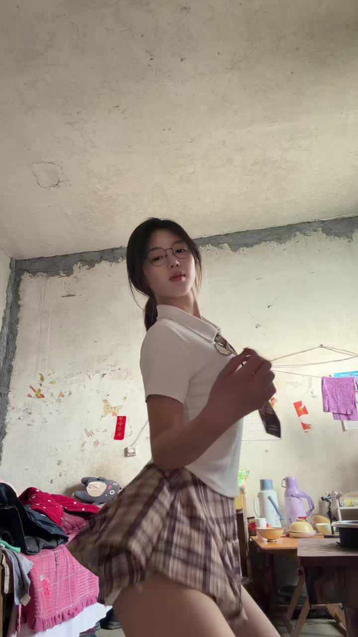 张筱雨《魅惑》最后的致敬是知足不辱