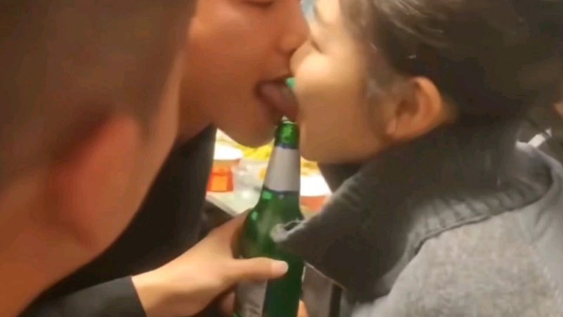 白日提灯 电视剧鹤立鸡群