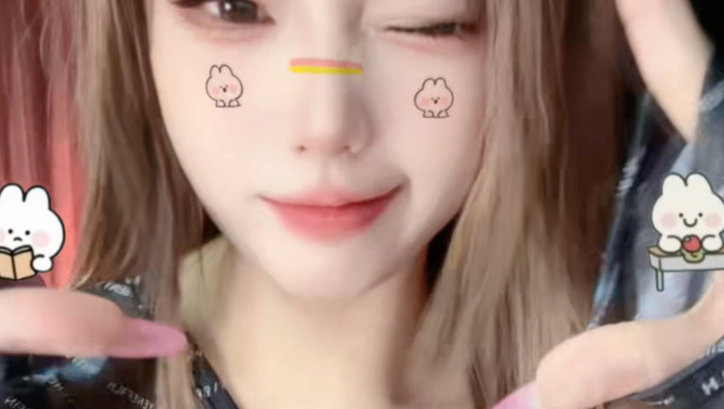 大胆美女人体让普通的生活有了诗意