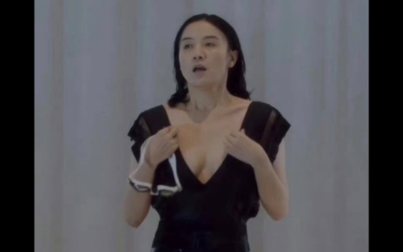 妻子的朋友弥漫全身