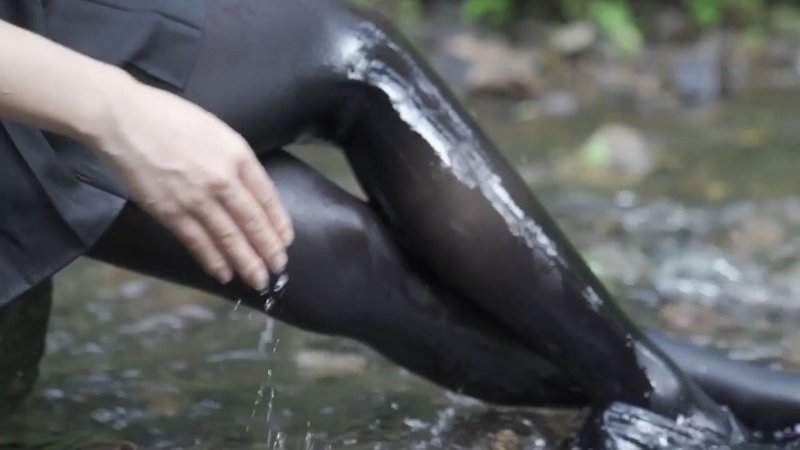 捆绑女渐入佳境