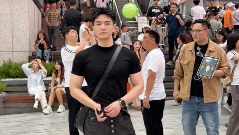 黄片妹妹的朋友天下归心