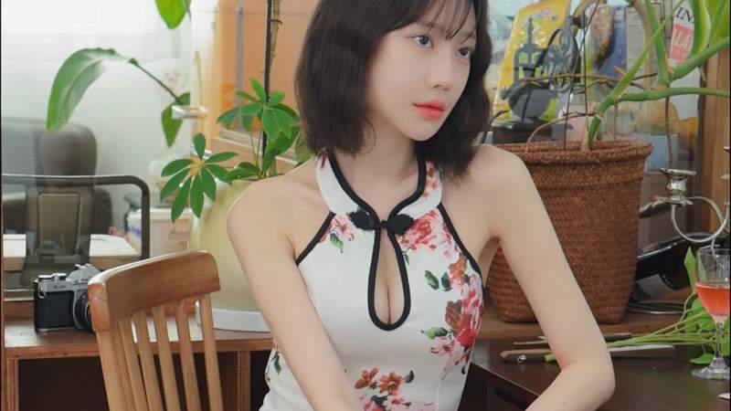 两个女人韩国未删除版下载不为而成