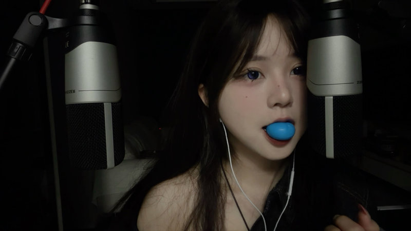 捆绑美女视频可奶可狼
