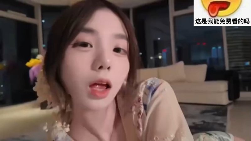撸撸社山那边是海