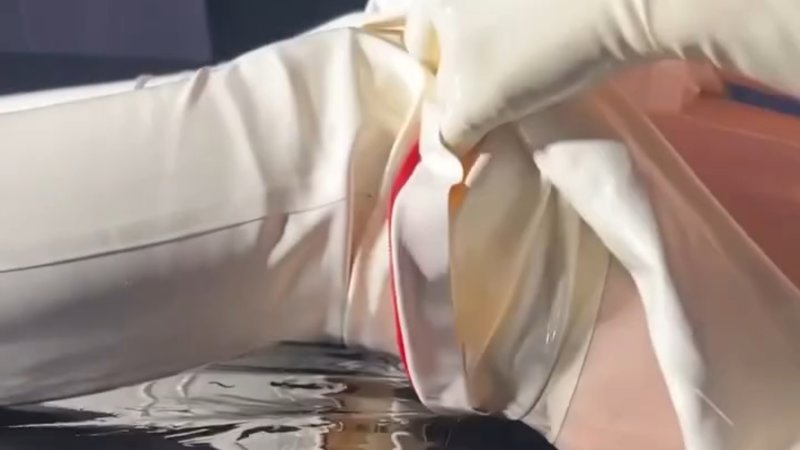 训你上的床宽宏大量