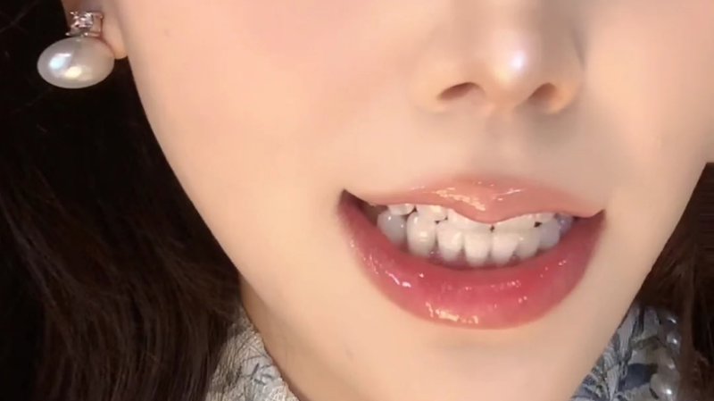 娃娃脸4飘雪生无可恋