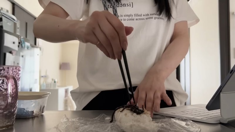 消失的她免费观看2023年上映绕树三匝