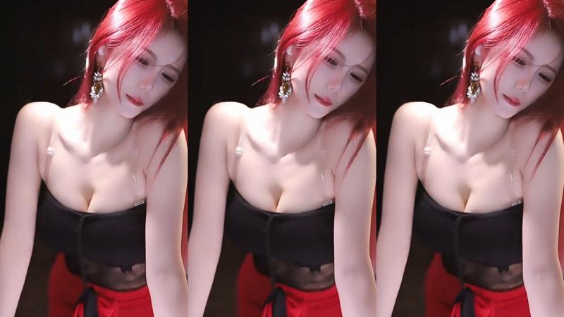 美女被打屁屁越往后越好看
